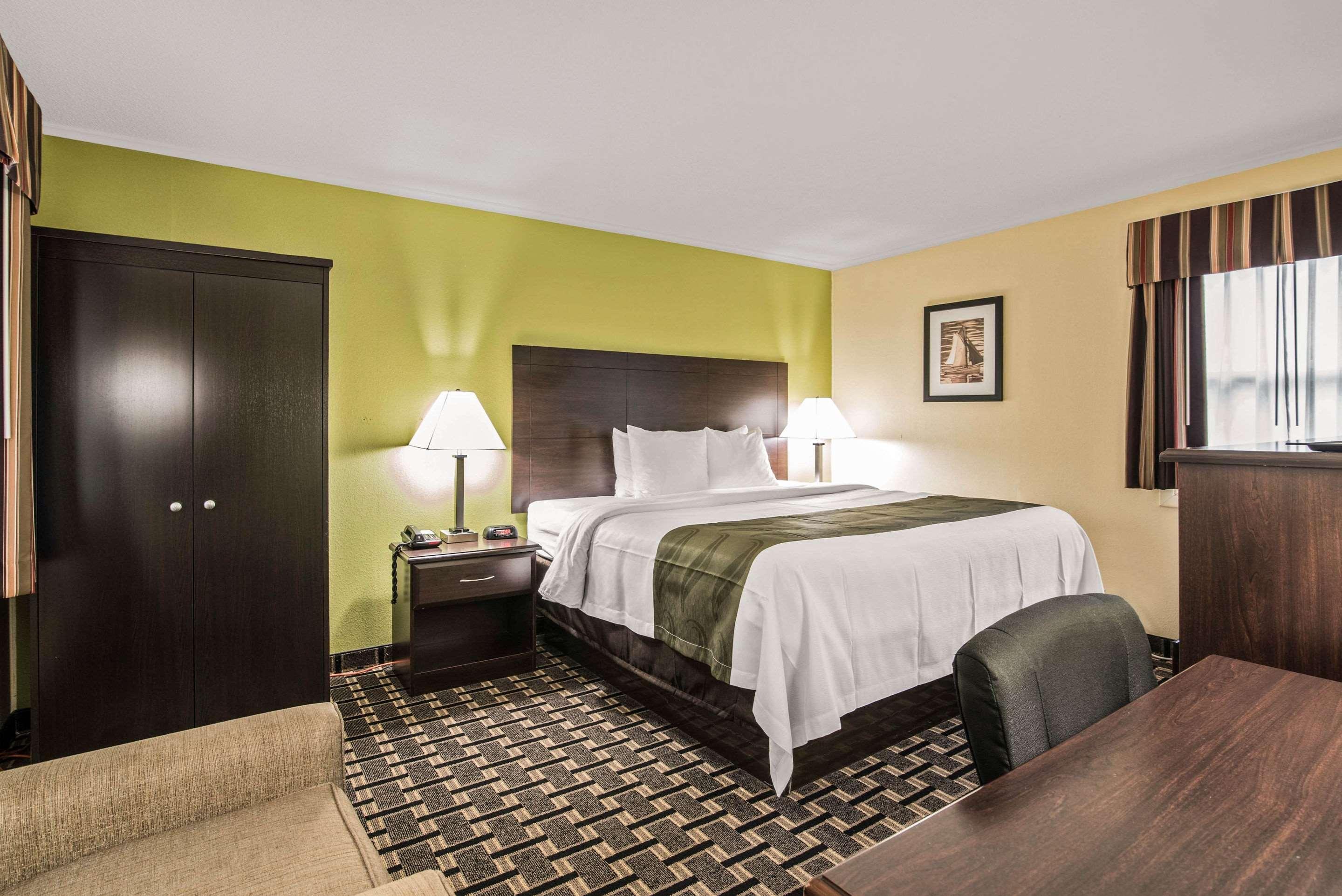 Quality Inn Barre-Montpelier Exterior foto