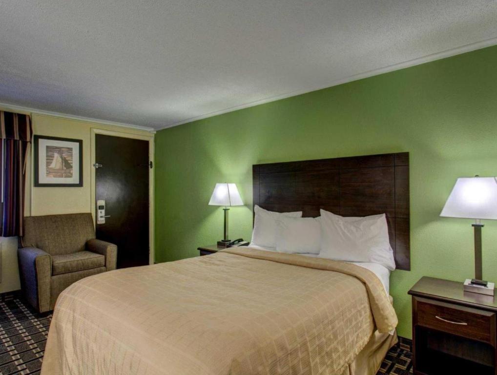 Quality Inn Barre-Montpelier Exterior foto